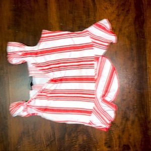 This a cute top. Brand is Derek heart. Good conditions!